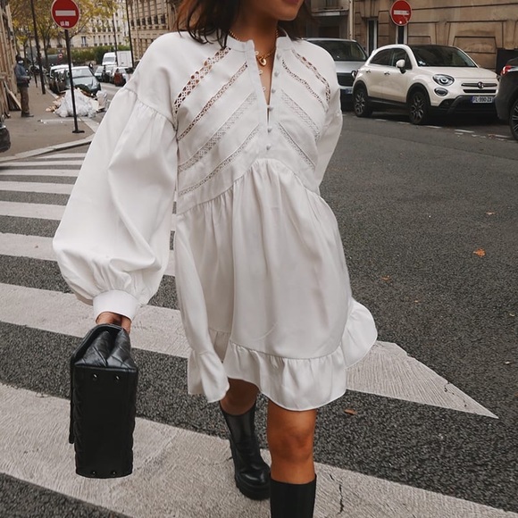 Dresses & Skirts - LORNA LUXE WHITE 'PIERRE' TRIM DETAIL SMOCK DRESS